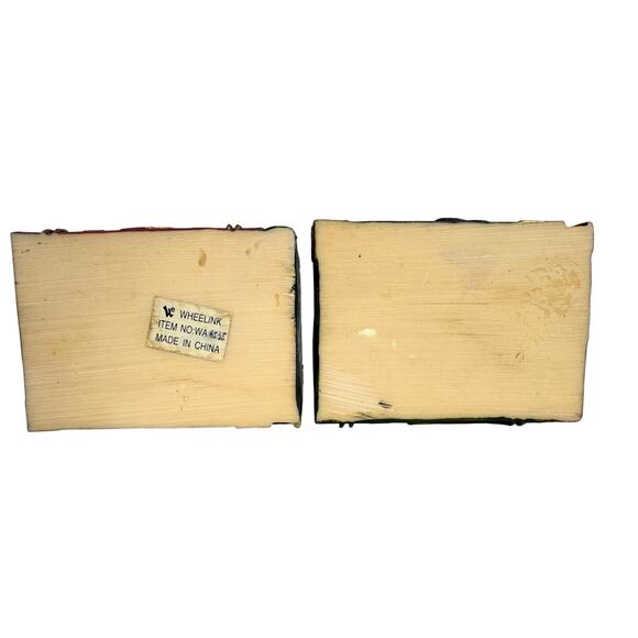 Laurel and Hardy Heavy Resin Collectible Bookends - Picture 5 of 7